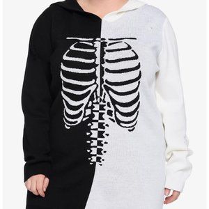 Hot Topic - Halloween - Black White Skeleton Hooded Sweater - Plus Size